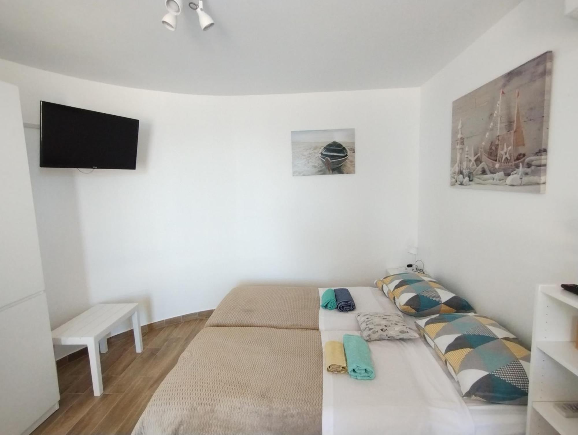 Old Captain's - In A Pine Wood By The Sea And Tennis Courts Apartament *